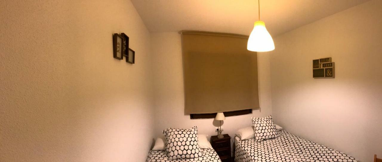 Casa de Las Flores - Apartamento con jardín privado frente a la Playa de Comillas Exterior foto
