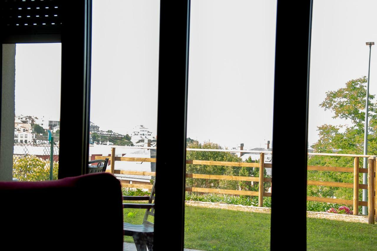 Casa de Las Flores - Apartamento con jardín privado frente a la Playa de Comillas Exterior foto