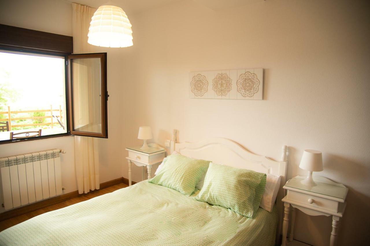 Casa de Las Flores - Apartamento con jardín privado frente a la Playa de Comillas Exterior foto